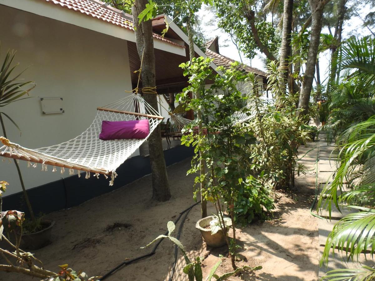 Alleppey Beach Garden Hotel Alappuzha Exterior photo