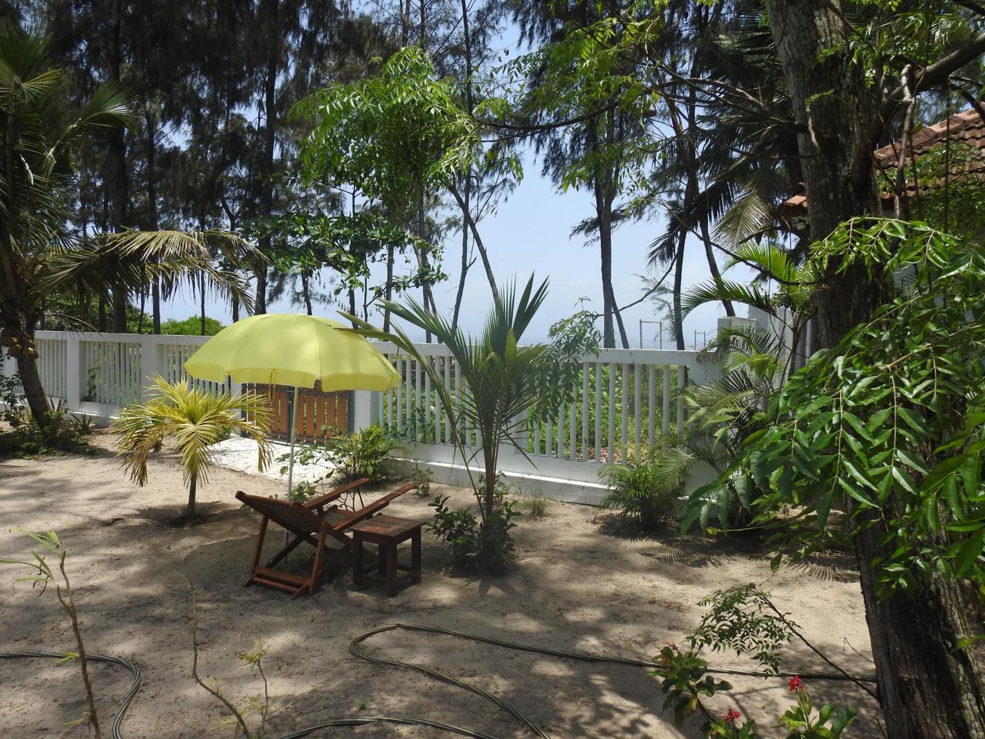 Alleppey Beach Garden Hotel Alappuzha Exterior photo