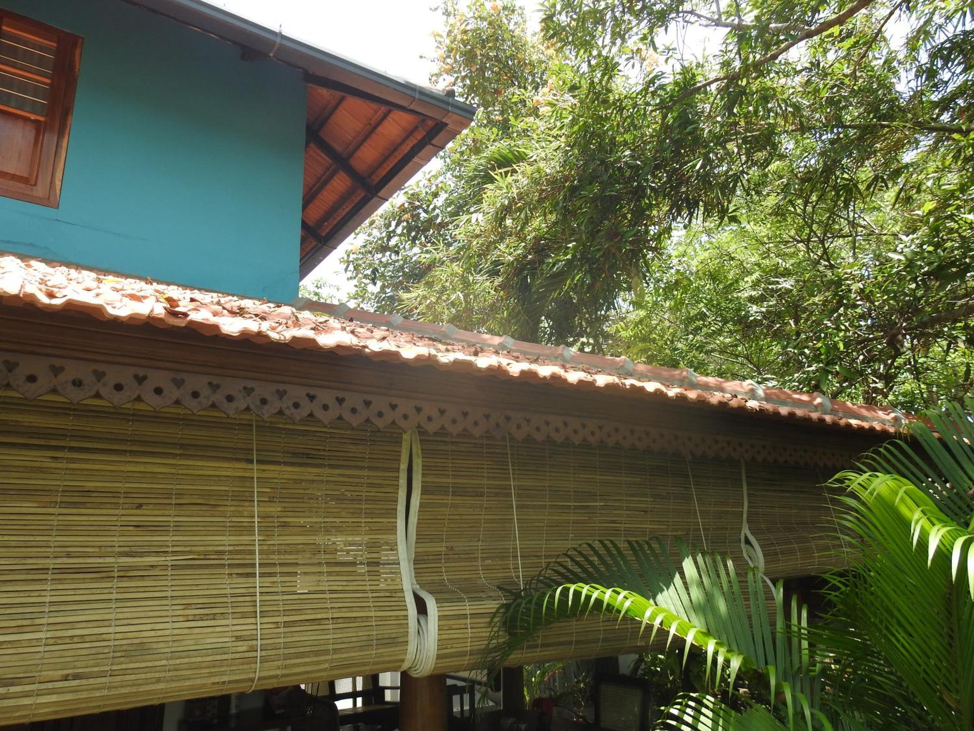 Alleppey Beach Garden Hotel Alappuzha Exterior photo